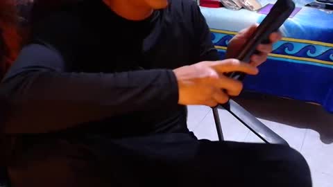 Larry online show from 03-04-26, 01:33