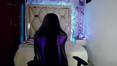 larry online show from 04-22-26, 09:27