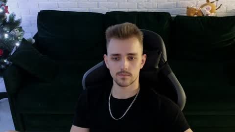 Lars online show from 12-21-24, 01:47