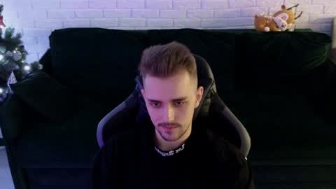 Lars online show from 12-23-24, 02:35