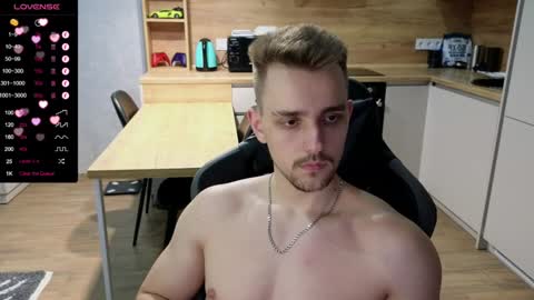 Lars online show from 02-03-25, 01:19