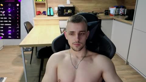 Lars online show from 03-06-25, 02:41