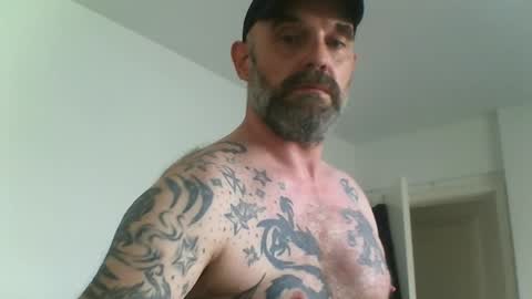 Snapshot of larsvegas1895 chatting on 06-01-26, 09:22 larsvegas1895 online show from 06-01-26, 09:22