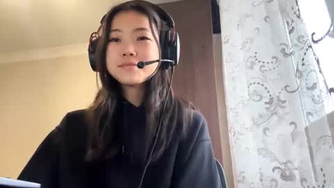 Yu online show from 12-22-25, 09:28