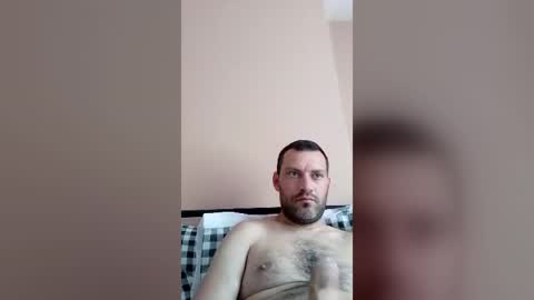 laszloszilagyi925 online show from 06-18-26, 02:43