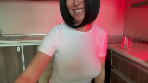Goddess Tati Bangs Fetish online show from 05-08-26, 04:34