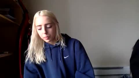 Roxy blue online show from 03-05-26, 06:15