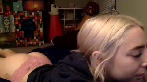 Roxy blue online show from 03-08-26, 03:10