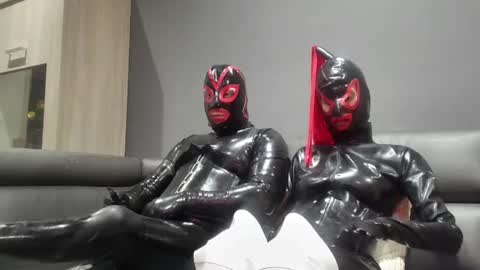 Snapshot of latexboy1986 chatting on 05-30-26, 11:18 latex boy 38 online show from 05-30-26, 11:18