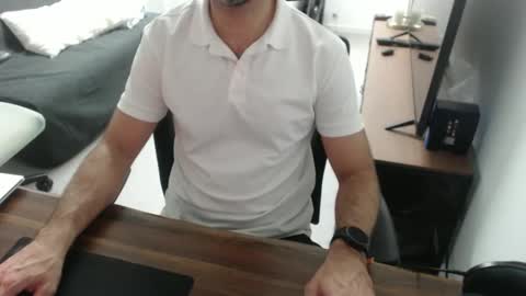 latexdave84 online show from 01-12-26, 10:31