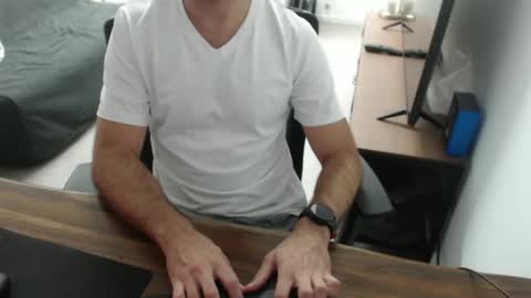 latexdave84 online show from 01-19-26, 10:41