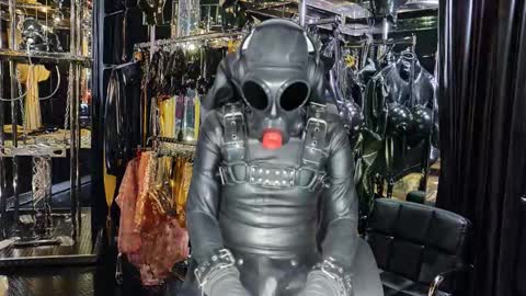 latexlover202 online show from 03-29-26, 05:13