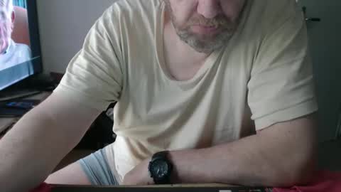 Andreas  Latexlover  online show from 04-13-26, 11:05