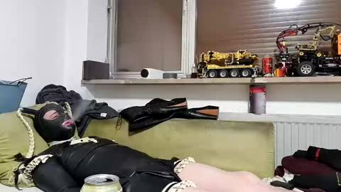 Snapshot of latexmaid69 chatting on 12-14-24, 11:56 Latexmaid69 online show from 12-14-24, 11:56