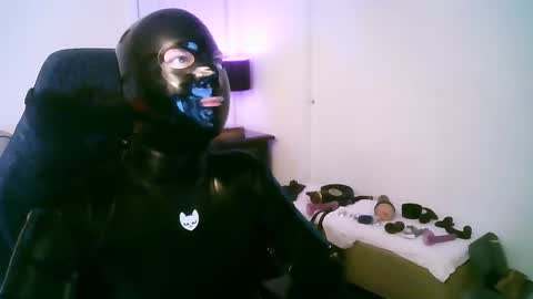 latexminheadroom online show from 03-10-25, 01:12