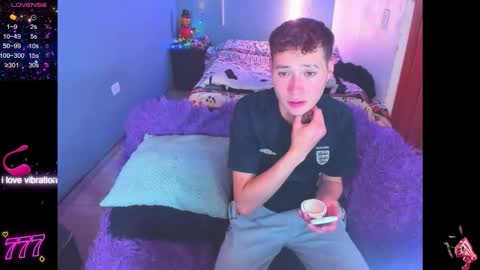 Snapshot of latin_boysxxx_ chatting on 02-09-26, 07:29 latin_boysxxx_ online show from 02-09-26, 07:29