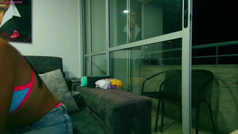 Snapshot of latin_couple77 chatting on 01-08-25, 02:25 Sara y Andy online show from 01-08-25, 02:25