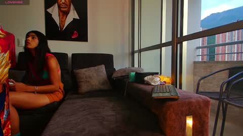 Snapshot of latin_couple77 chatting on 01-08-25, 11:32 Sara y Andy online show from 01-08-25, 11:32