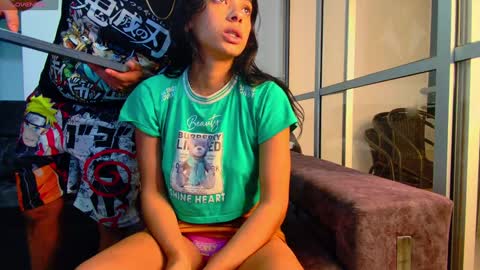 Snapshot of latin_couple77 chatting on 01-18-25, 02:58 Sara y Andy online show from 01-18-25, 02:58