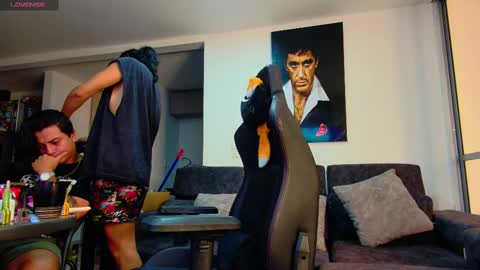 Snapshot of latin_couple77 chatting on 03-04-25, 08:02 Sara y Andy online show from 03-04-25, 08:02