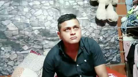 Snapshot of latin_hornycouple chatting on 12-31-24, 03:01 latin_hornycouple online show from 12-31-24, 03:01