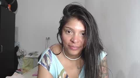 M E G A N  online show from 12-04-24, 01:03