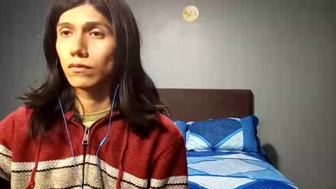 Snapshot of latin_shado chatting on 10-10-25, 08:46 Shado online show from 10-10-25, 08:46