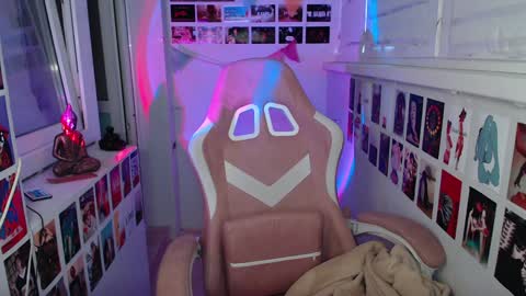 miiiiiiaaaa online show from 12-06-24, 05:31