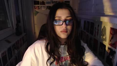 miiiiiiaaaa online show from 01-19-25, 04:46