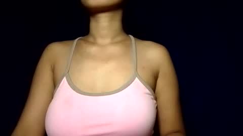 Snapshot of latina_shaine chatting on 05-29-26, 09:46 latina_shaine online show from 05-29-26, 09:46