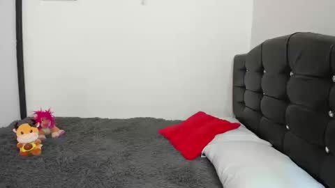 Luna  online show from 03-12-26, 01:17