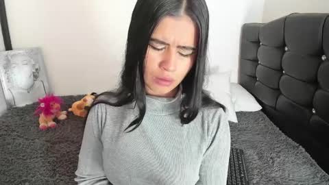 Luna  online show from 03-27-26, 02:50