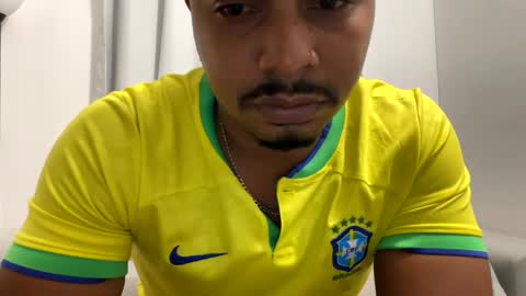 Snapshot of latinbbc_00 chatting on 02-24-25, 03:23 latinbbc_00 online show from 02-24-25, 03:23