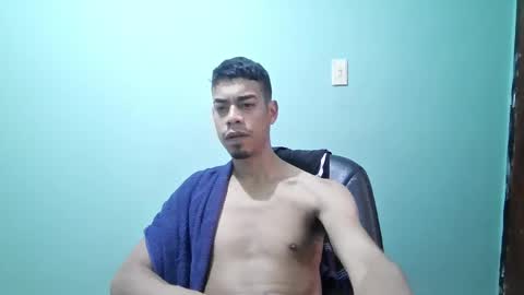 latinbigcrazy online show from 05-27-26, 06:38