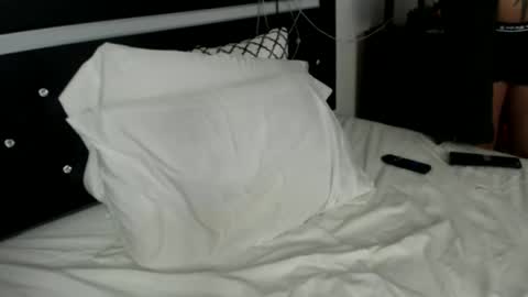 Snapshot of latinfyre chatting on 12-23-24, 02:13 Chris online show from 12-23-24, 02:13