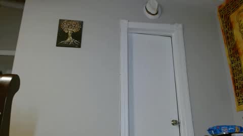 Snapshot of latinfyre chatting on 12-13-25, 07:53 Chris online show from 12-13-25, 07:53