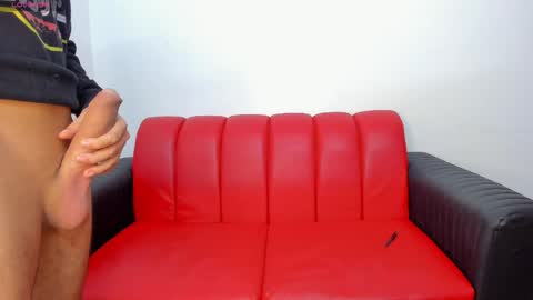 Snapshot of latinhot_couple3 chatting on 04-04-26, 01:52 latinhot_couple3 online show from 04-04-26, 01:52