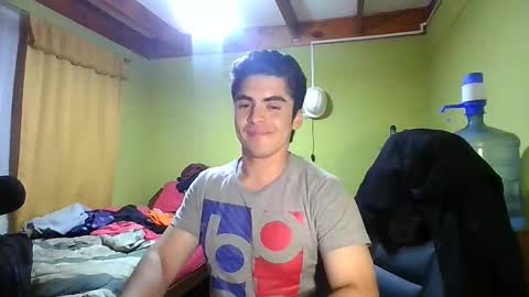 Snapshot of latinn_babe chatting on 01-06-26, 01:31 latinn_babe online show from 01-06-26, 01:31