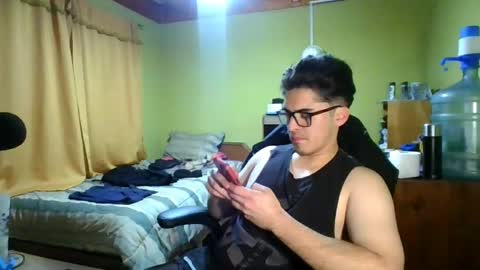 Snapshot of latinn_babe chatting on 05-22-26, 06:20 latinn_babe online show from 05-22-26, 06:20