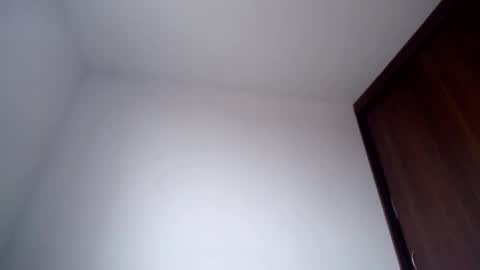 Snapshot of latinndexter chatting on 04-19-26, 12:37 DEXTER online show from 04-19-26, 12:37