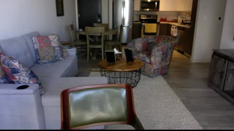 QS - INDEPENDENT MODEL online show from 12-22-24, 07:31