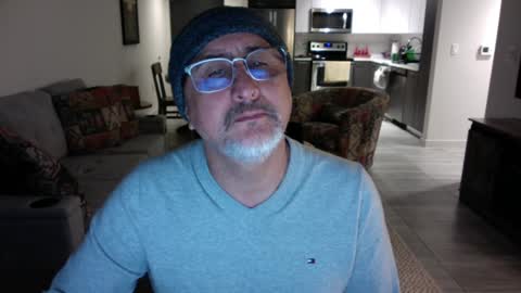 QS - INDEPENDENT MODEL online show from 01-24-25, 06:24