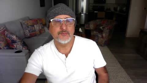 QS - INDEPENDENT MODEL online show from 01-26-25, 09:18