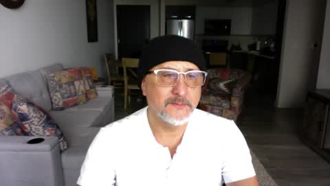 QS - INDEPENDENT MODEL online show from 02-16-25, 04:32