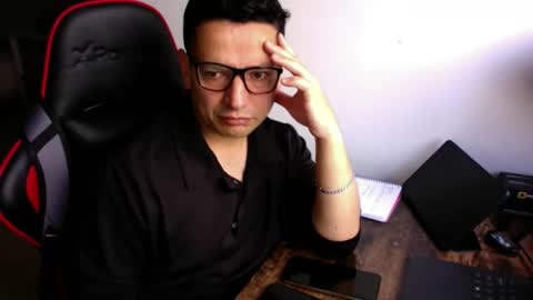 Snapshot of latino8484 chatting on 10-14-25, 08:26 latino8484 online show from 10-14-25, 08:26