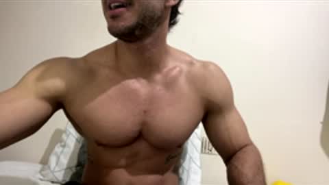 latino_rodri online show from 04-20-26, 01:14