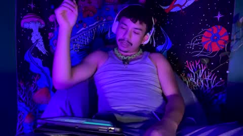 Snapshot of latinxpup chatting on 01-03-25, 05:06 Pup online show from 01-03-25, 05:06