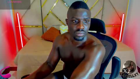 LEANDRO online show from 12-18-25, 04:29