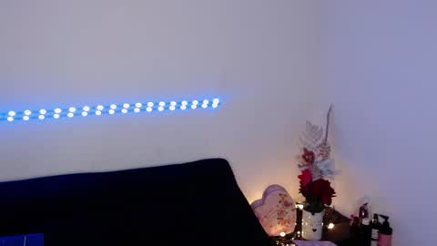 lau_24 online show from 04-28-26, 02:27