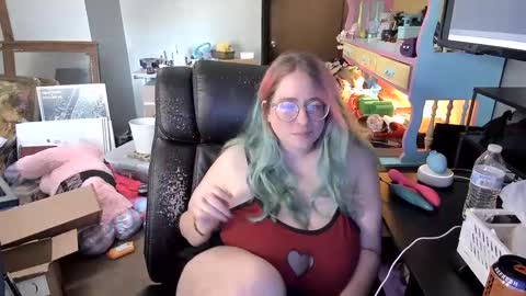 Little Leo online show from 10-08-25, 07:33
